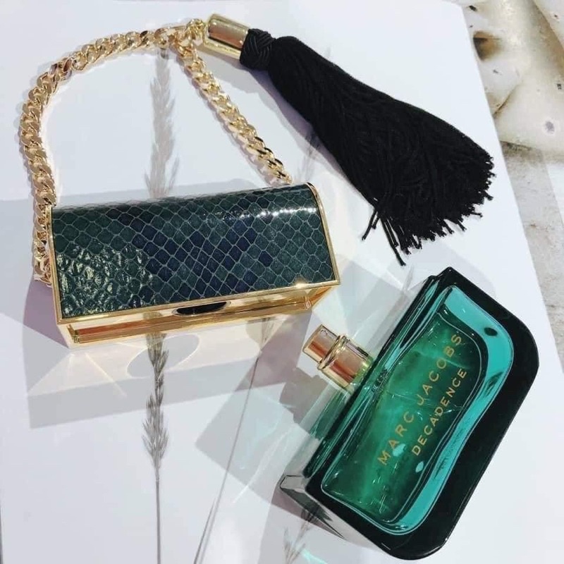[𝐀𝐮𝐭𝐡] Nước hoa Nữ Marc Jacobs Decadence (chiết 10ml - Mẫu thử)