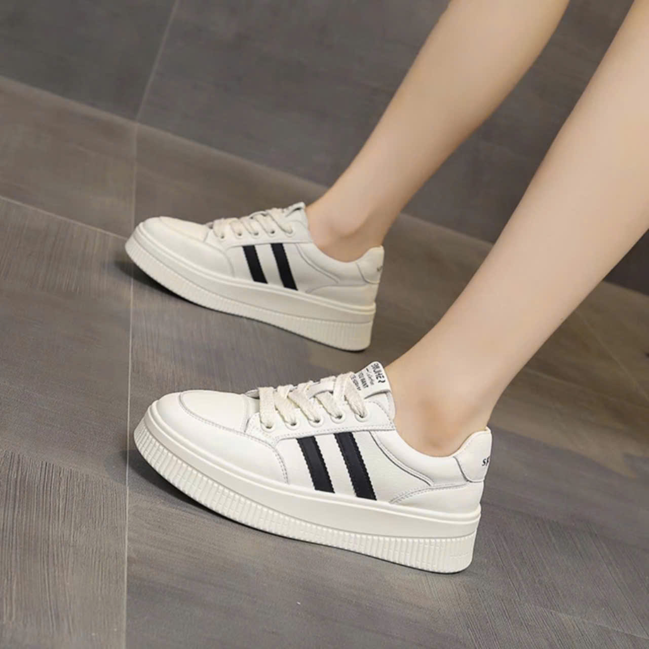 Giầy Thể Thao Nữ Độn Đế 5cm Hàng QCCC