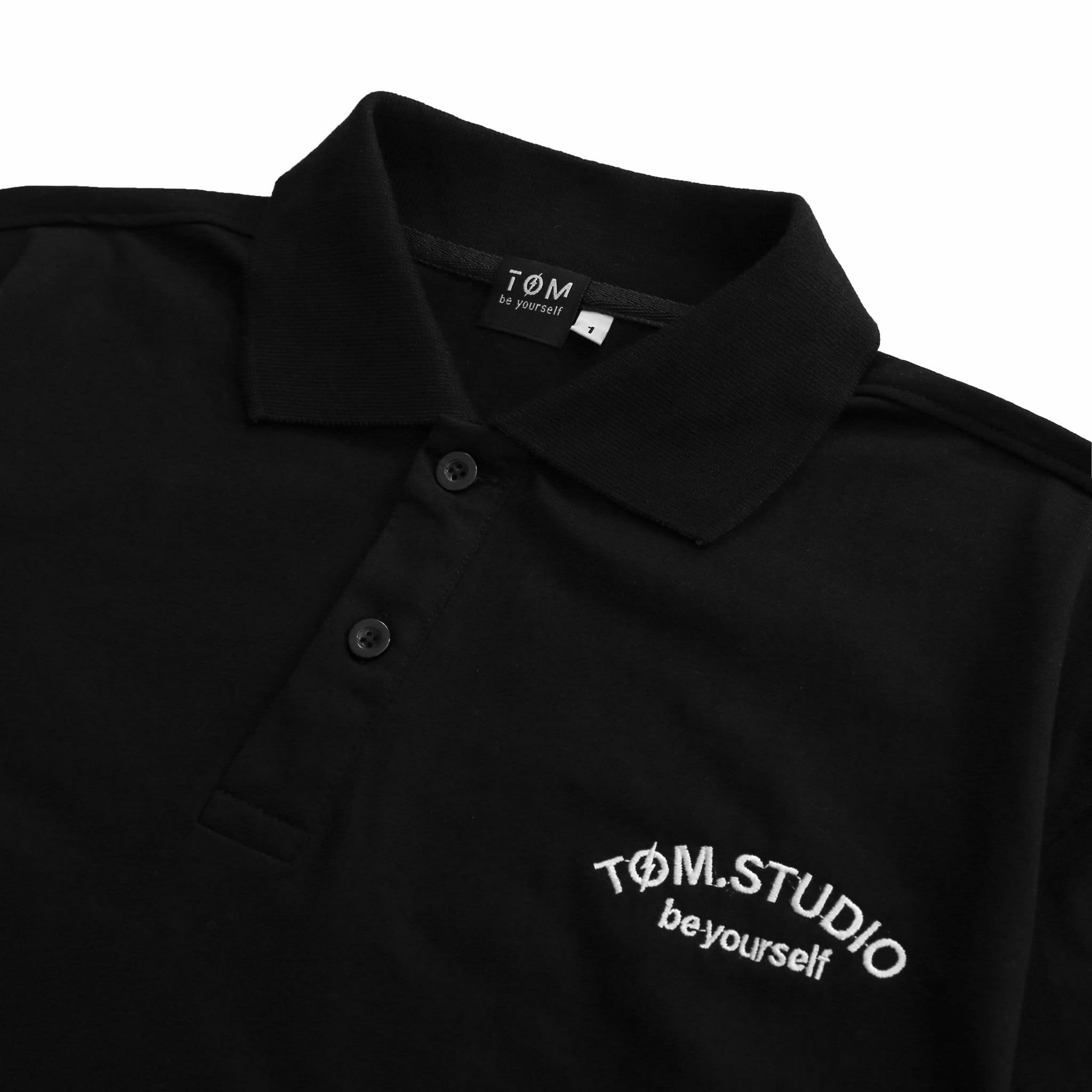 Áo thun polo TÓM.STUDIO họa tiết thêu logo basic - Đen