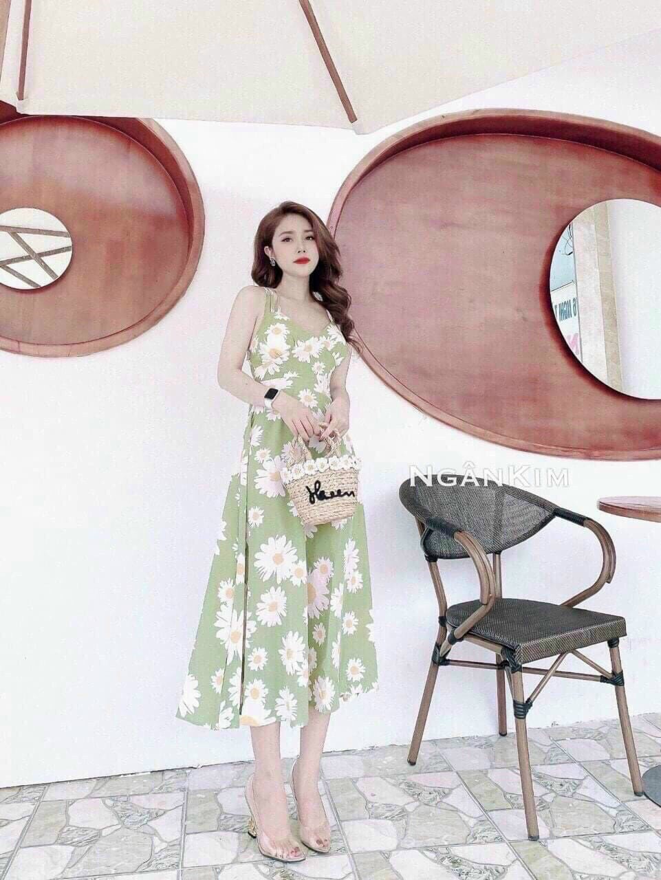 [HCM]Đầm maxi hai dây hoạ tiết hoa cúc chất lụa cao cấp