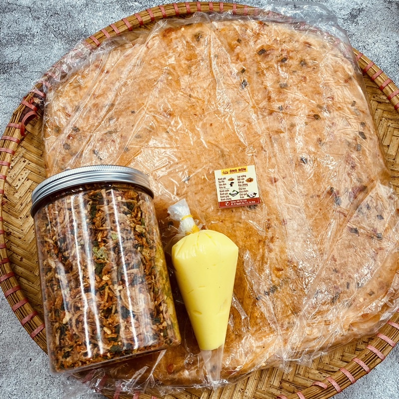 Combo Bánh Tráng Phơi Sương 500g - 250g Muối Tôm Hành Phi (Tặng Kèm Túi Bơ Trứng)