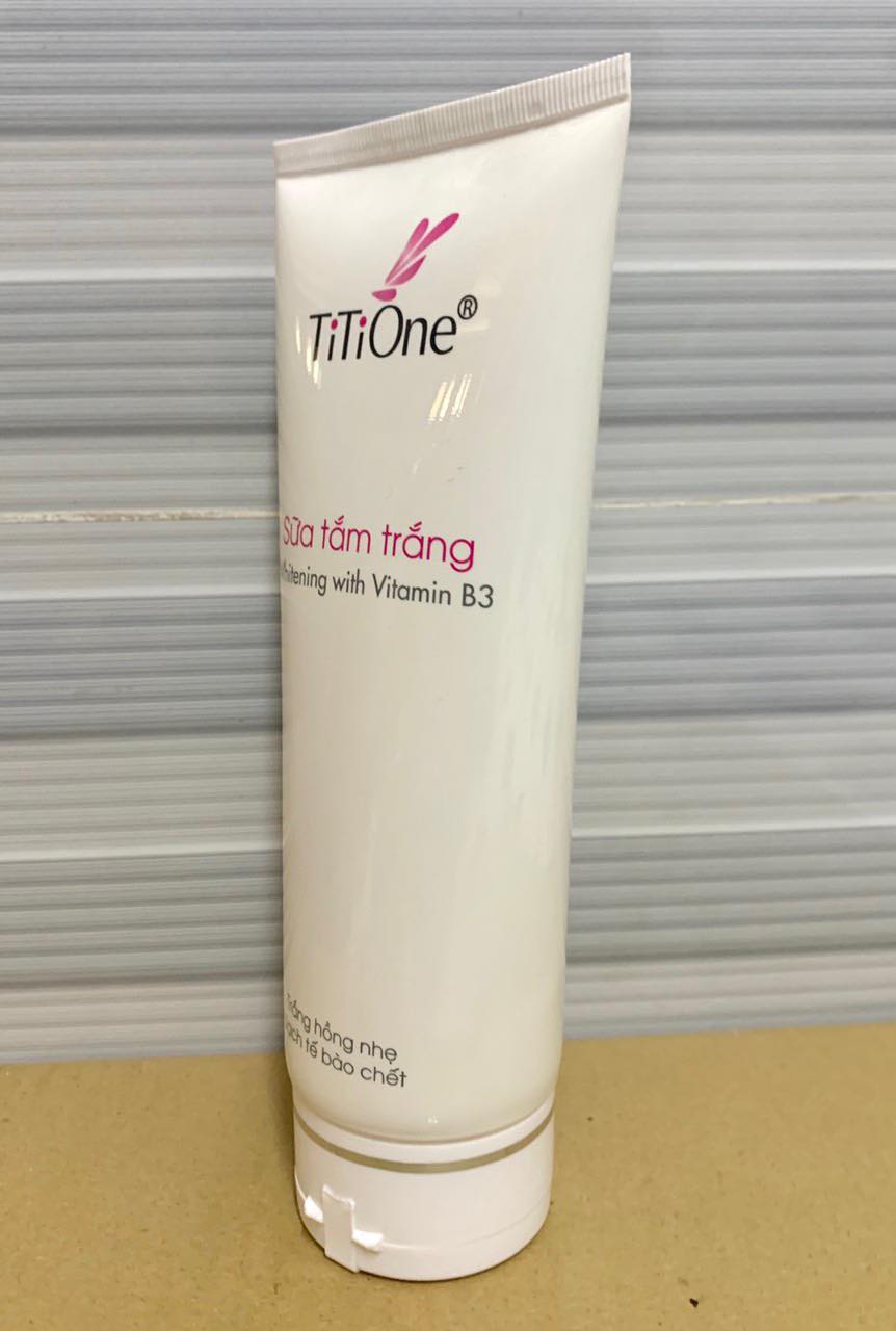 [HCM]Sữa tắm trắng hồng da titione - HX465
