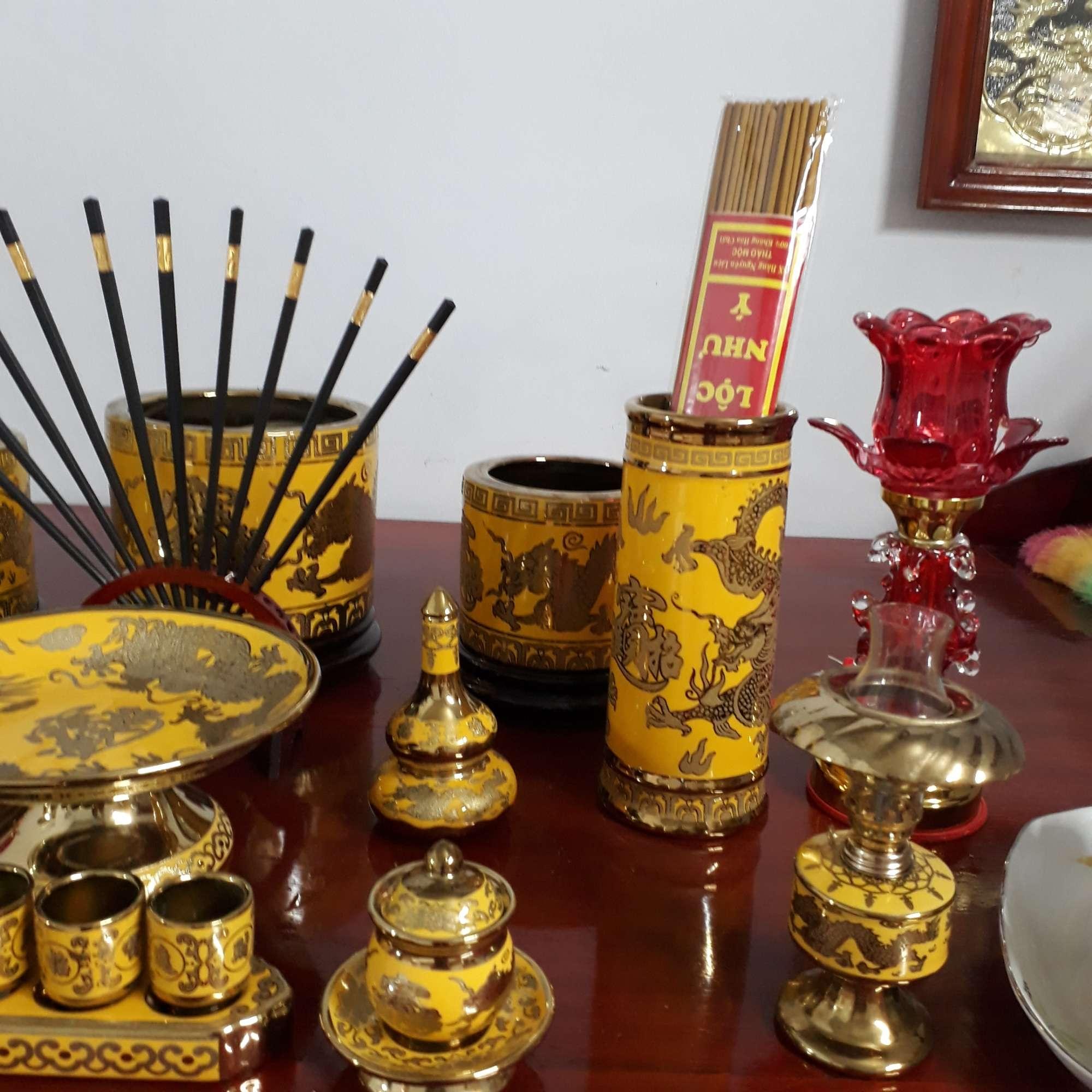 Bộ thờ gia tiên sứ Kim Sa 3D