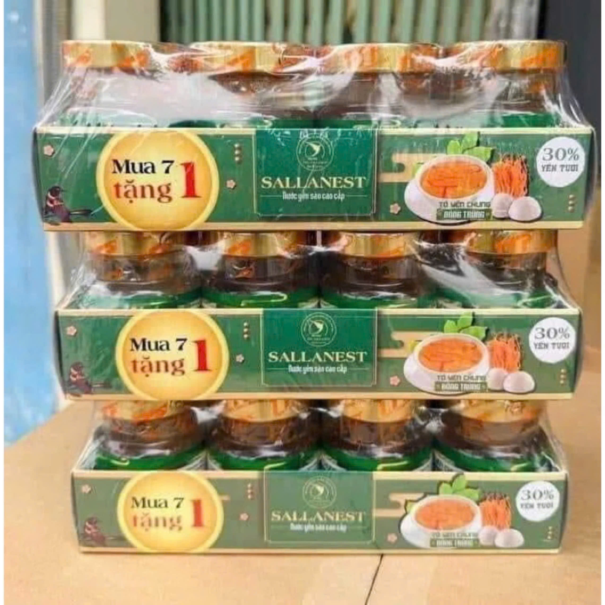 Yến Sào Cao Cấp lốc 8 hủ Đông trùng hạ thảo , đường phèn , yến tươi trẻ em