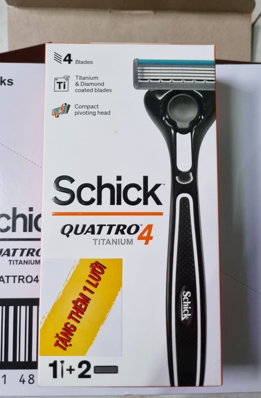 Dao Cạo Râu SCHICK QUATTRO TITANIUM 4 lưỡi