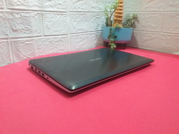 Laptop Asus X202EP (Celeron CPU 847, RAM 2GB, HDD 250GB, Intel HD Graphics 3000 HD)