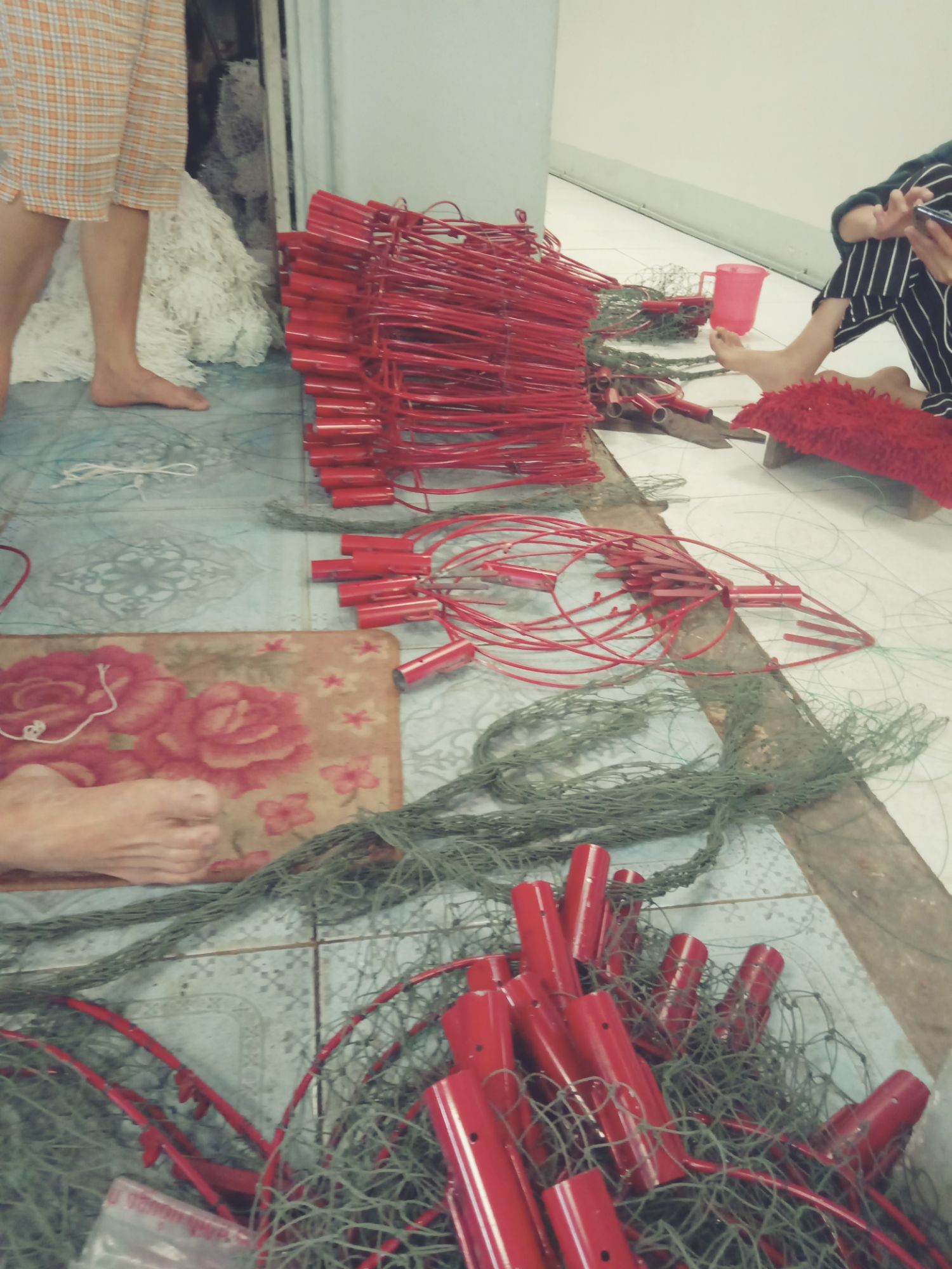 Lồng hái trái Thái