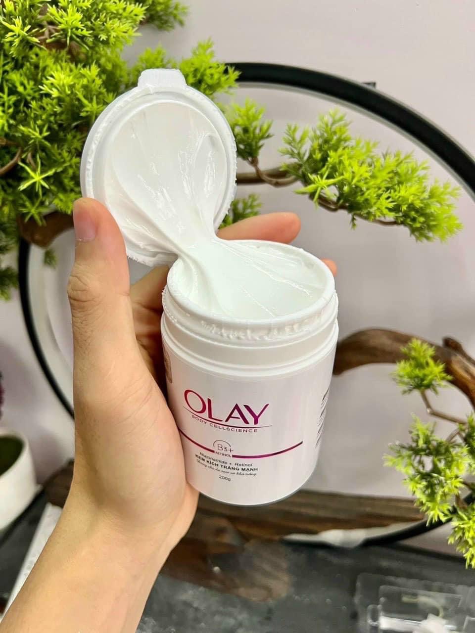 Kem kích trắng body Olay B3+ 250gr