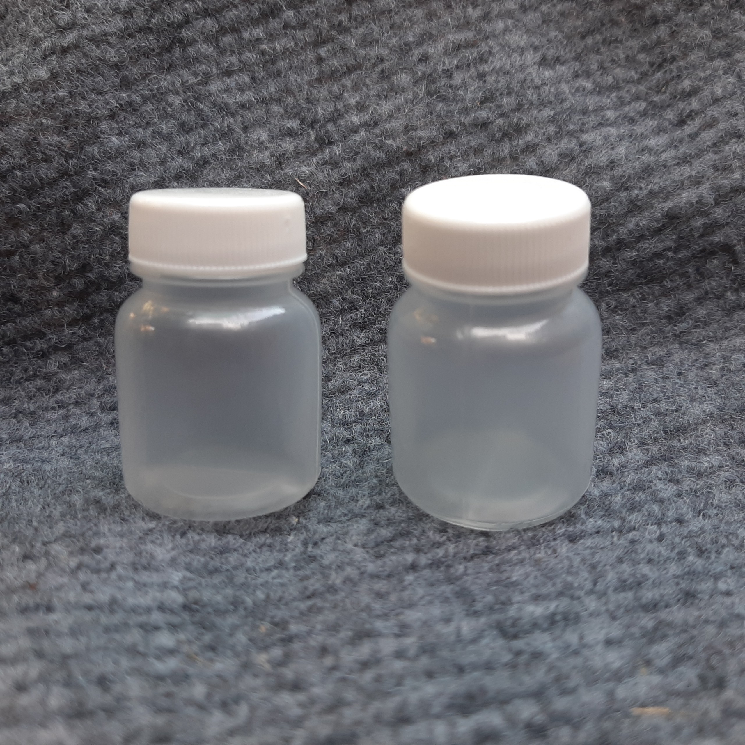 50 Lọ Nhựa Rỗng 15ml (combo 50 lọ)