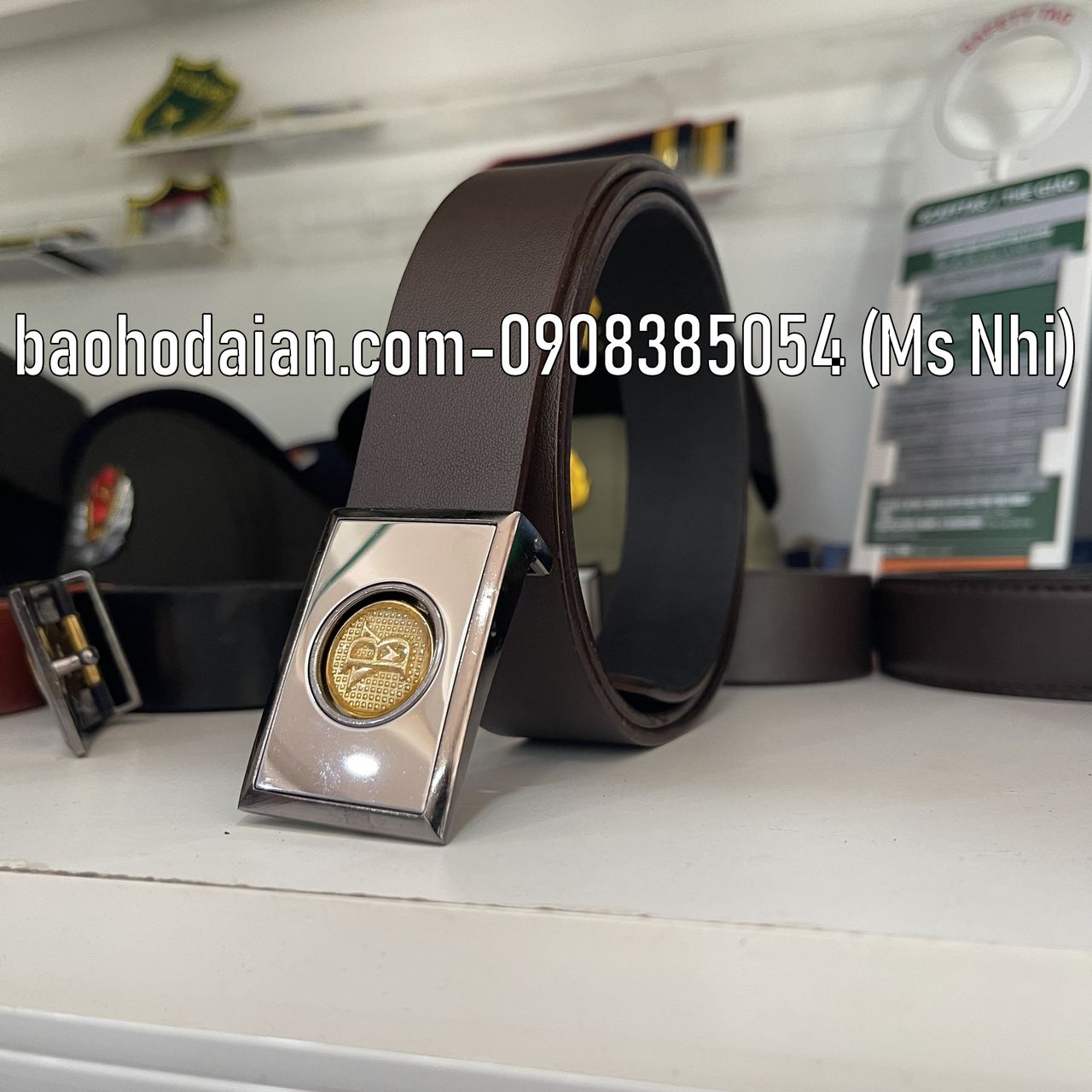 Thắt lưng bảo vệ mặt trong kèm chữ BV
