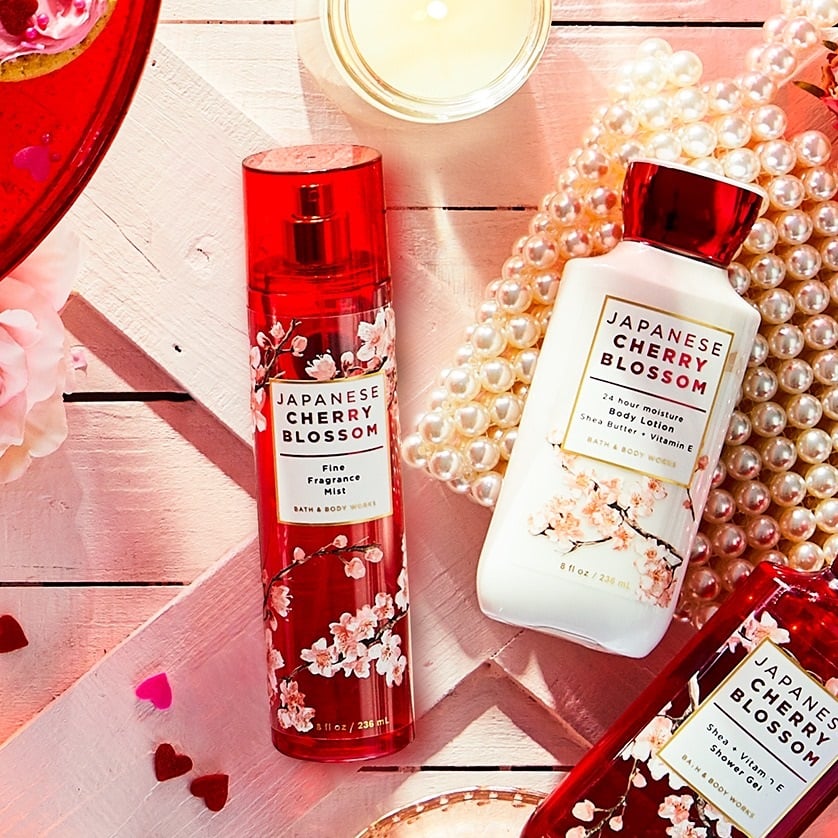 Dưỡng thể Bath & Body Work Japanese Cherry Blossom 8oz