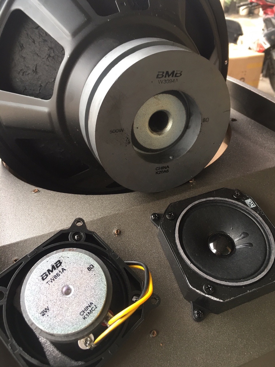 Loa bmb2000c china bass 30 loại đẹp