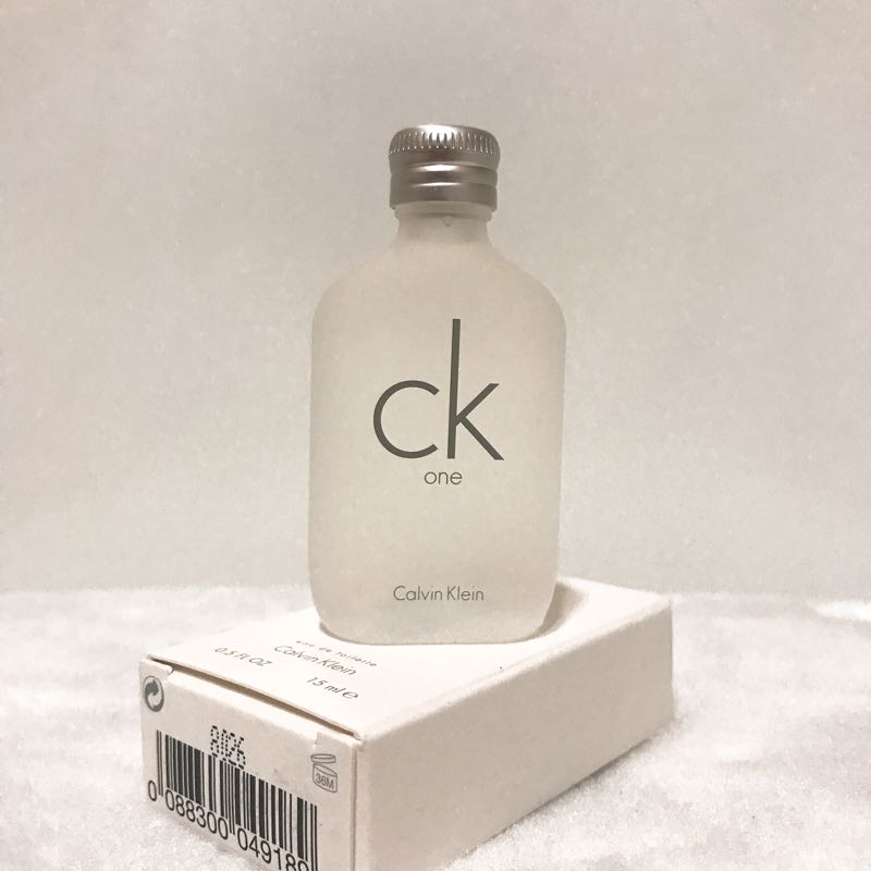 Nước hoa unisex CK One Eau De Toilette 15ml