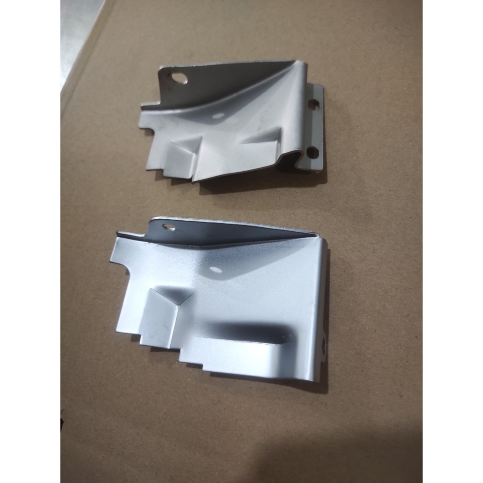 nắp chắn rác máy vắt sổ