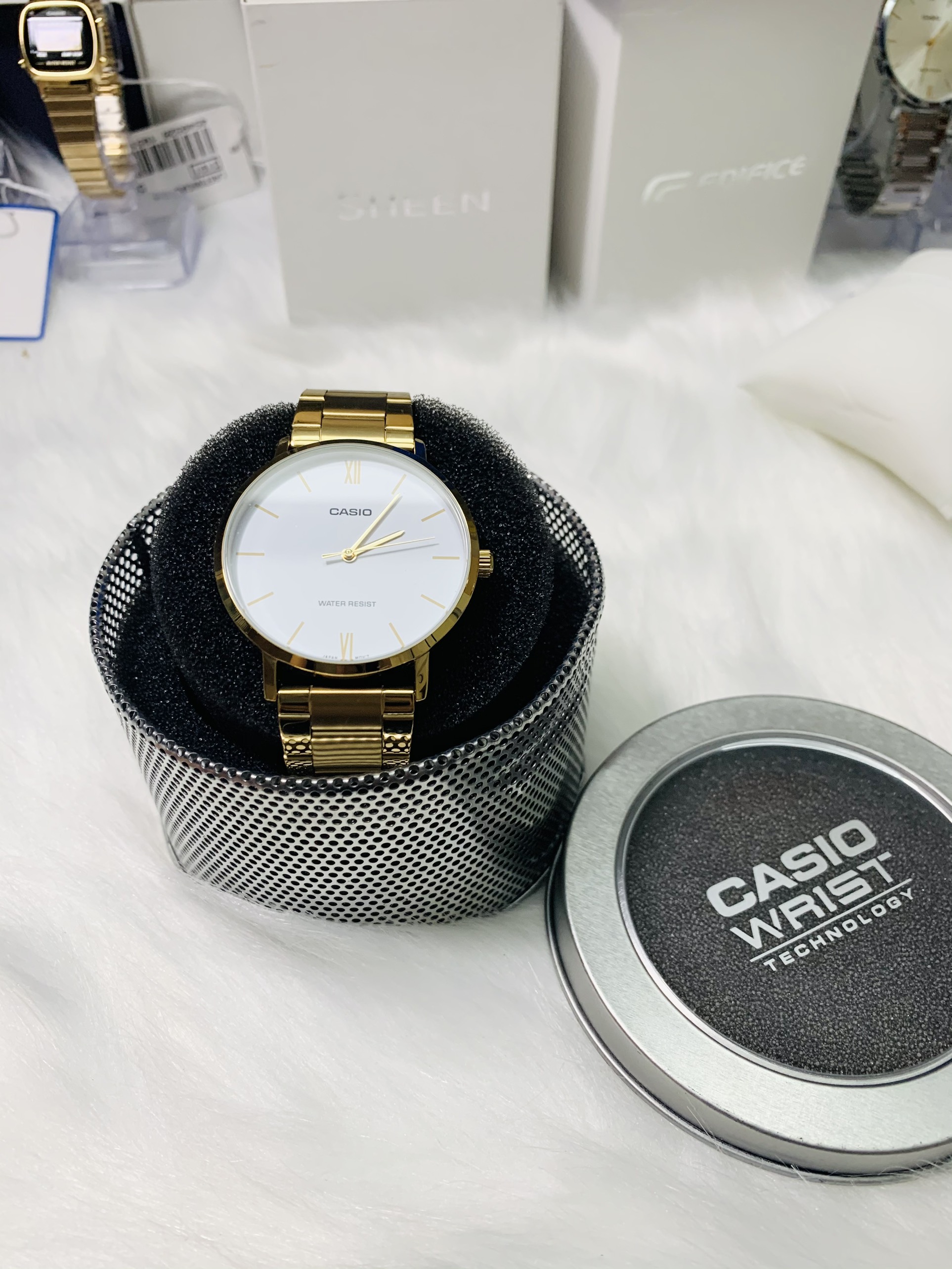 Hộp thiếc đựng đồng hồ Casio Hyma watch