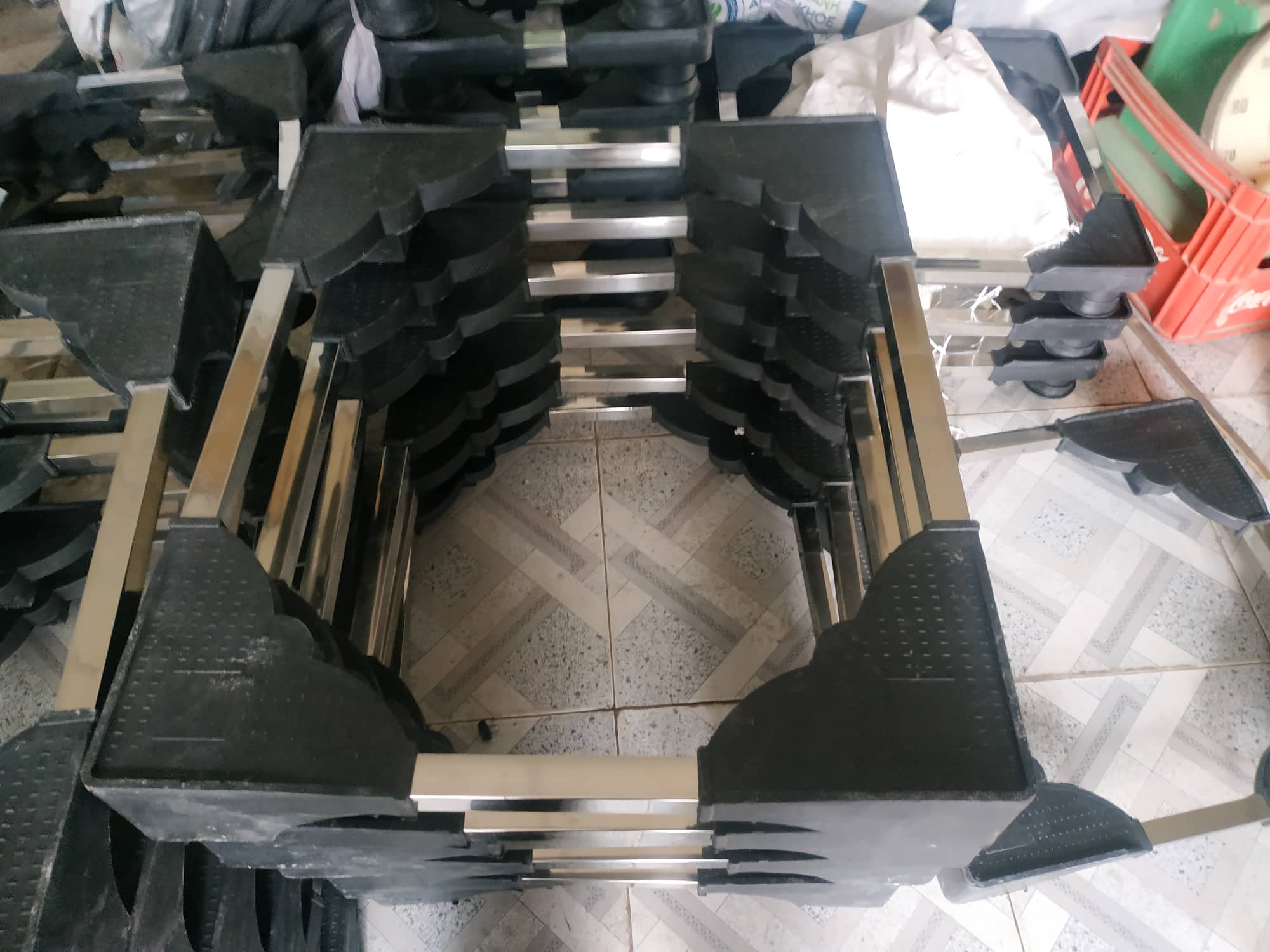 Chân kê máy lọc nước ro