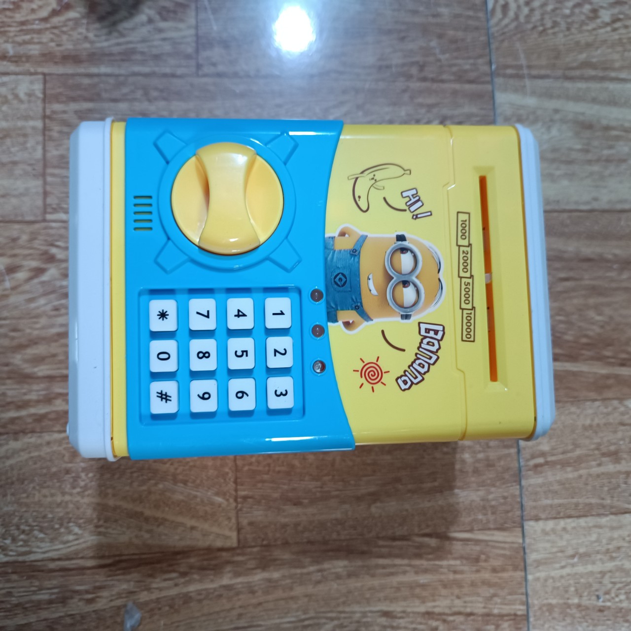 Két sắt mini cho bé dễ thương