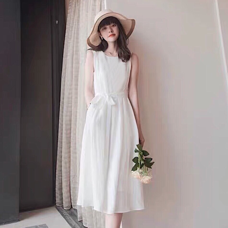 Đầm trắng nơ eo xinh xắn đáng yêu trẻ trung