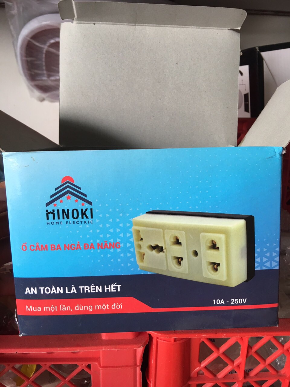 Ổ cắm 3 không dây Hinoki