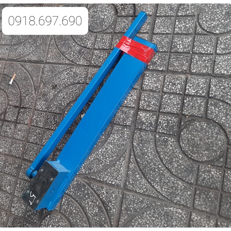 Máy dập tay bản lề cửa tủ nhôm
