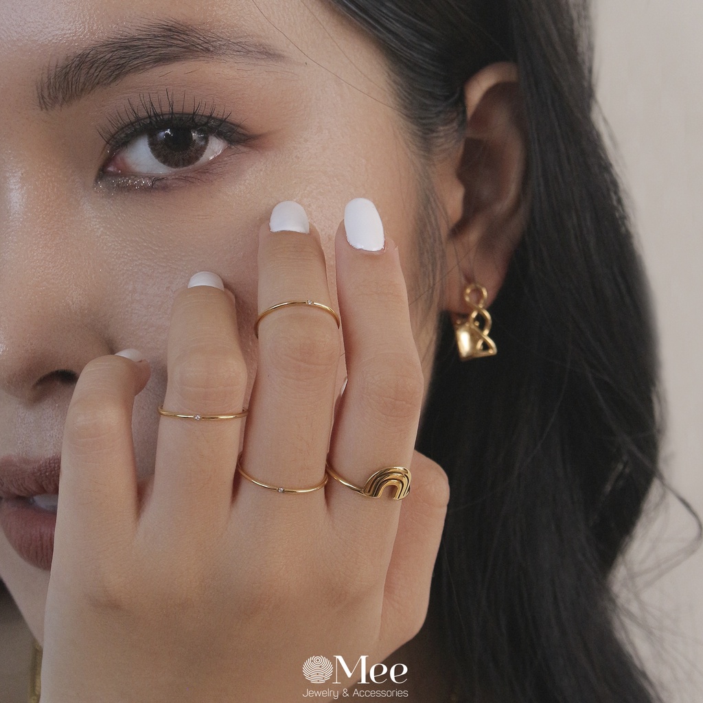 Nhẫn nữ Dot ring Mee bản mỏng đính đá - R3527