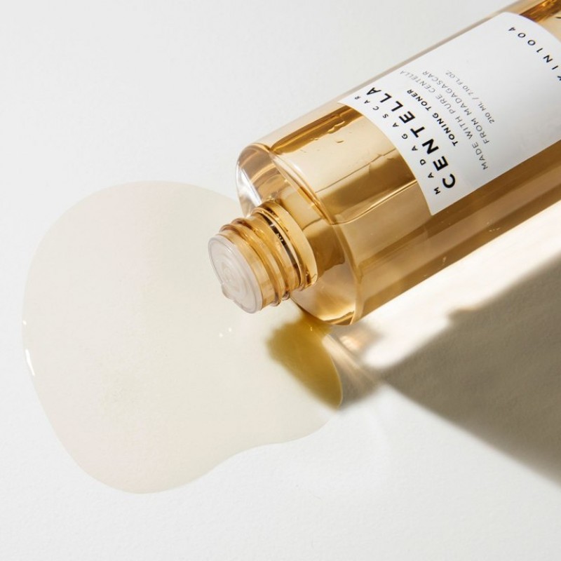Nước hoa hồng Skin1004 - Toner Rau Má Madagascar Centella Toning phục hồi, tái tạo da nhạy cảm 210ml