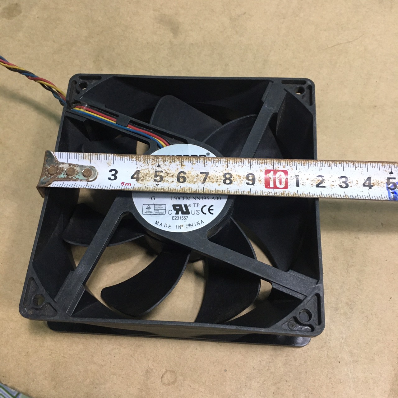 Quạt vuông Foxconn 12V DC 12x12x4cm
