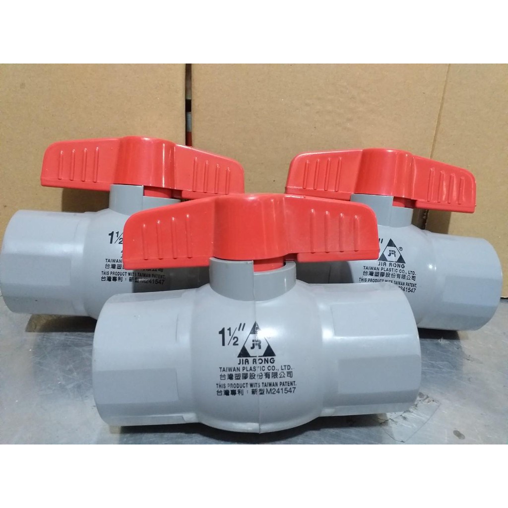 Van khóa nước nhựa PVC 21mm, 27mm, 34mm