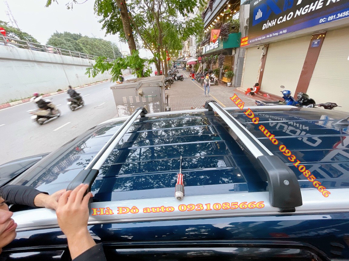 Giá Nóc Ngang Ford Everest 2016 2017 2018 2019 2020 2021- Baga Mui Chở Hàng Everest 2016/ 2021 Có Khóa Trọng Tải Lên Tới 200 Kg