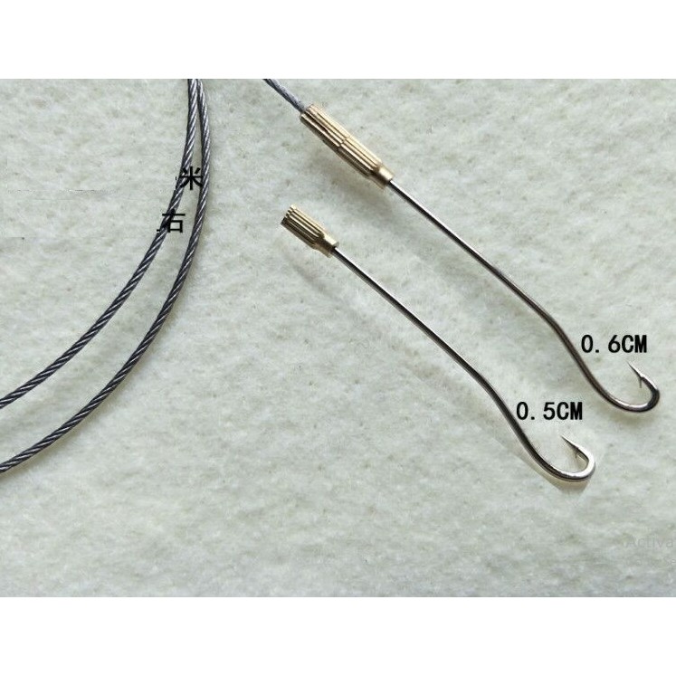 Bộ dây câu lươn gồm 2 lưỡi đi kèm