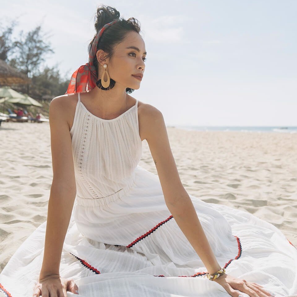 Áo Linen Trắng Modern Meets Heritage