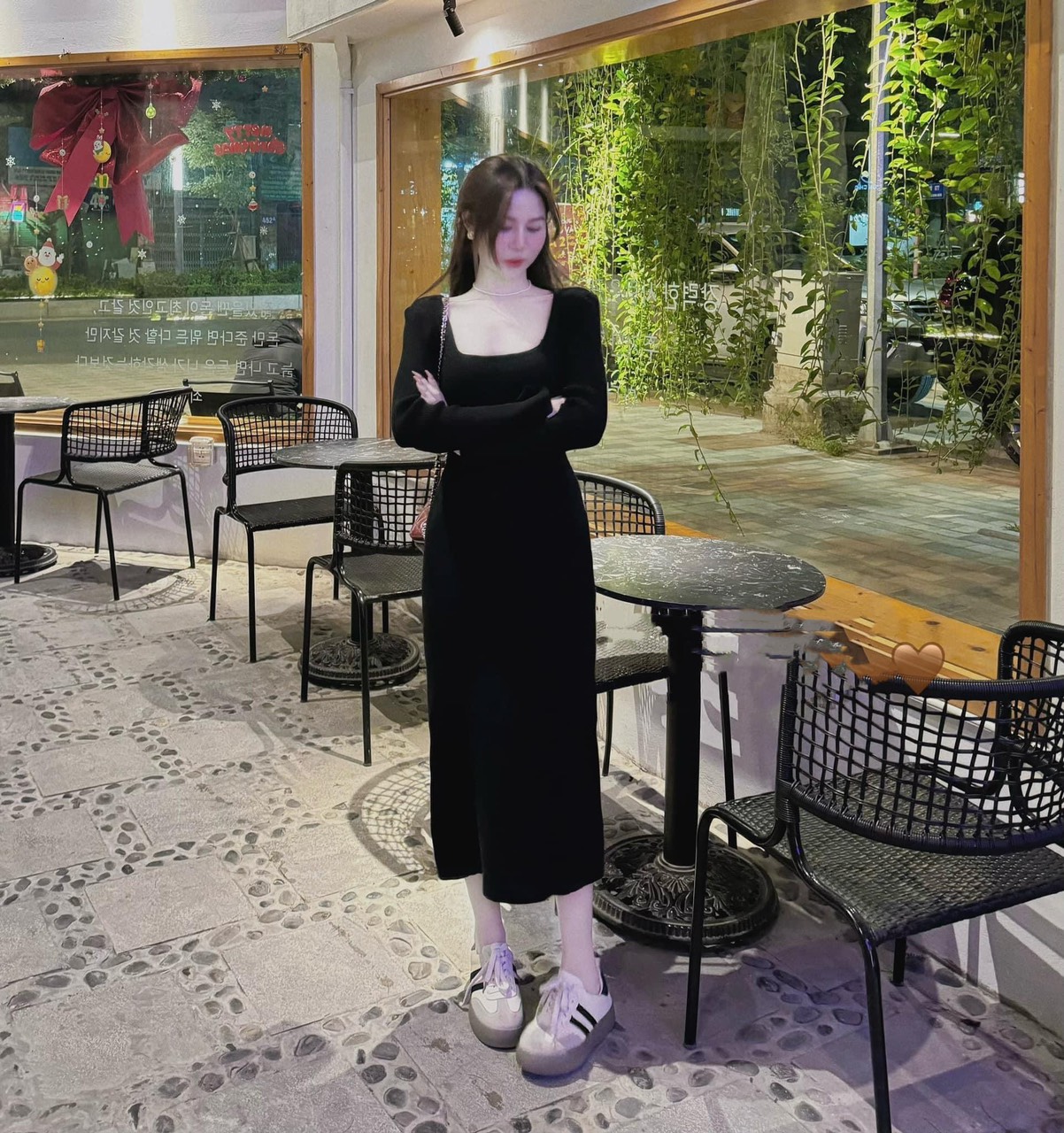 Đầm cổ vuông tay dài chất thun tăm lạnh co giãn thích hợp mặc ở nhà đi chơi đi dạo phù hợp với mọi phong cách