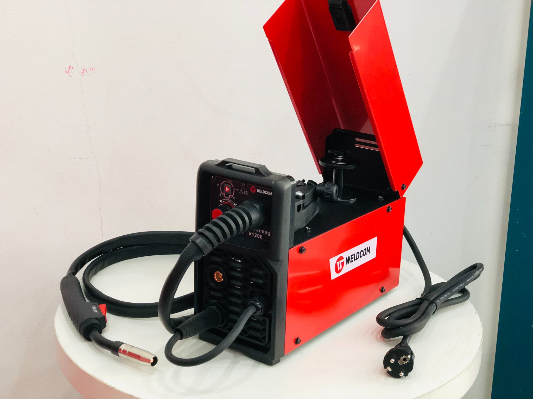 [Tặng kèm cuộn dây hàn mig]  Máy hàn mig bán tự động Weldcom Multimag V1200