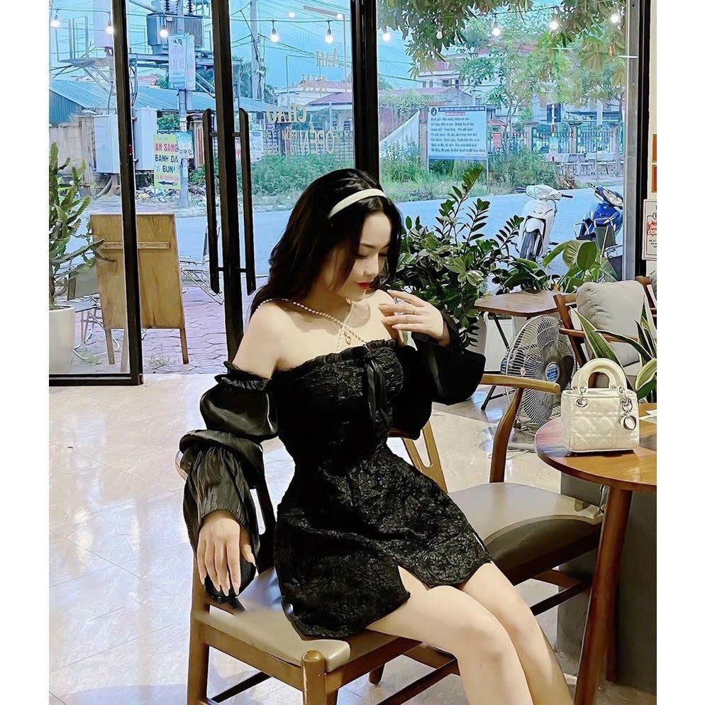 Đầm Gấm Dây Cườm Phối Voan Dài Tay