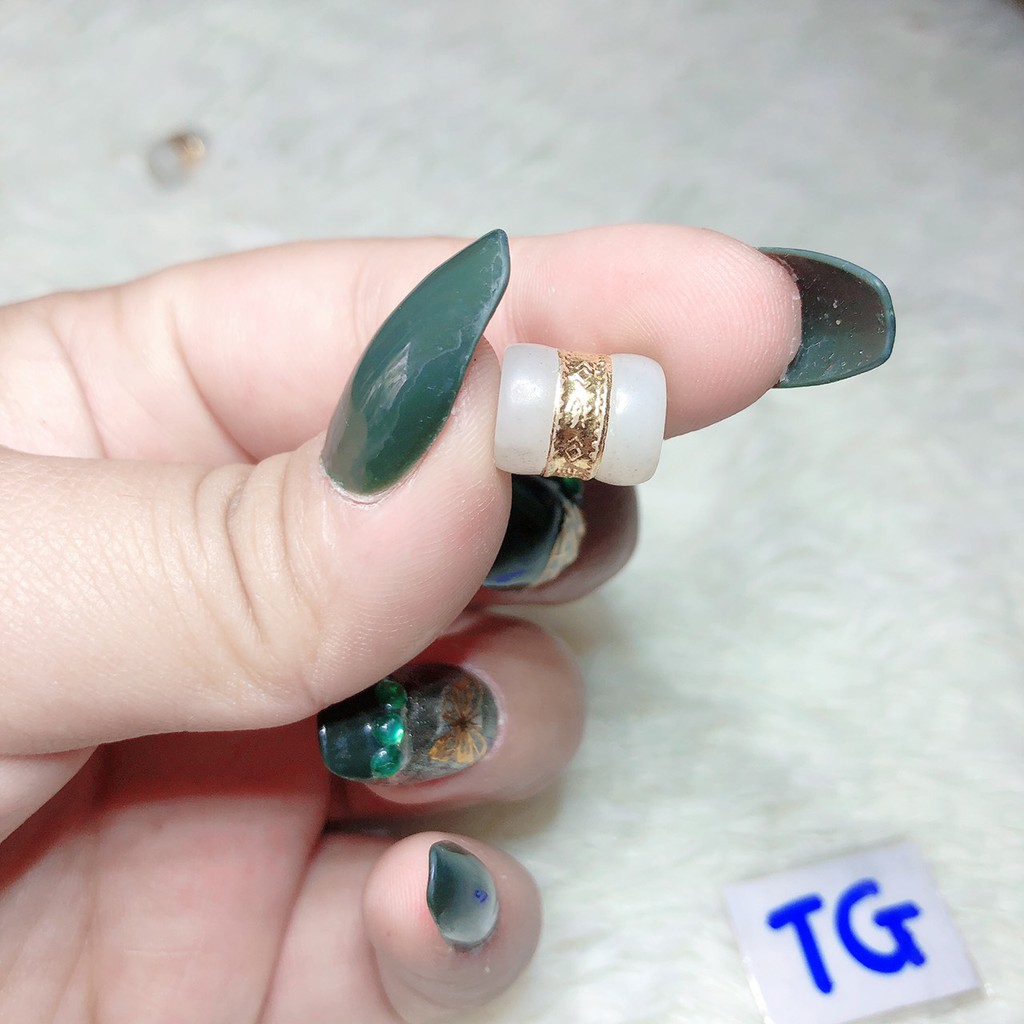 lu thống bạch ngoc bọc giác vàng
