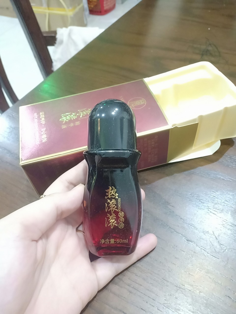 TINH DẦU CẠO GIO CỔN CỒN THÔNG MV BEAUTY