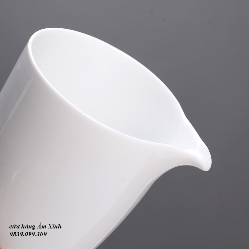 Tống Chuyên trà sứ cao cấp 230 ml