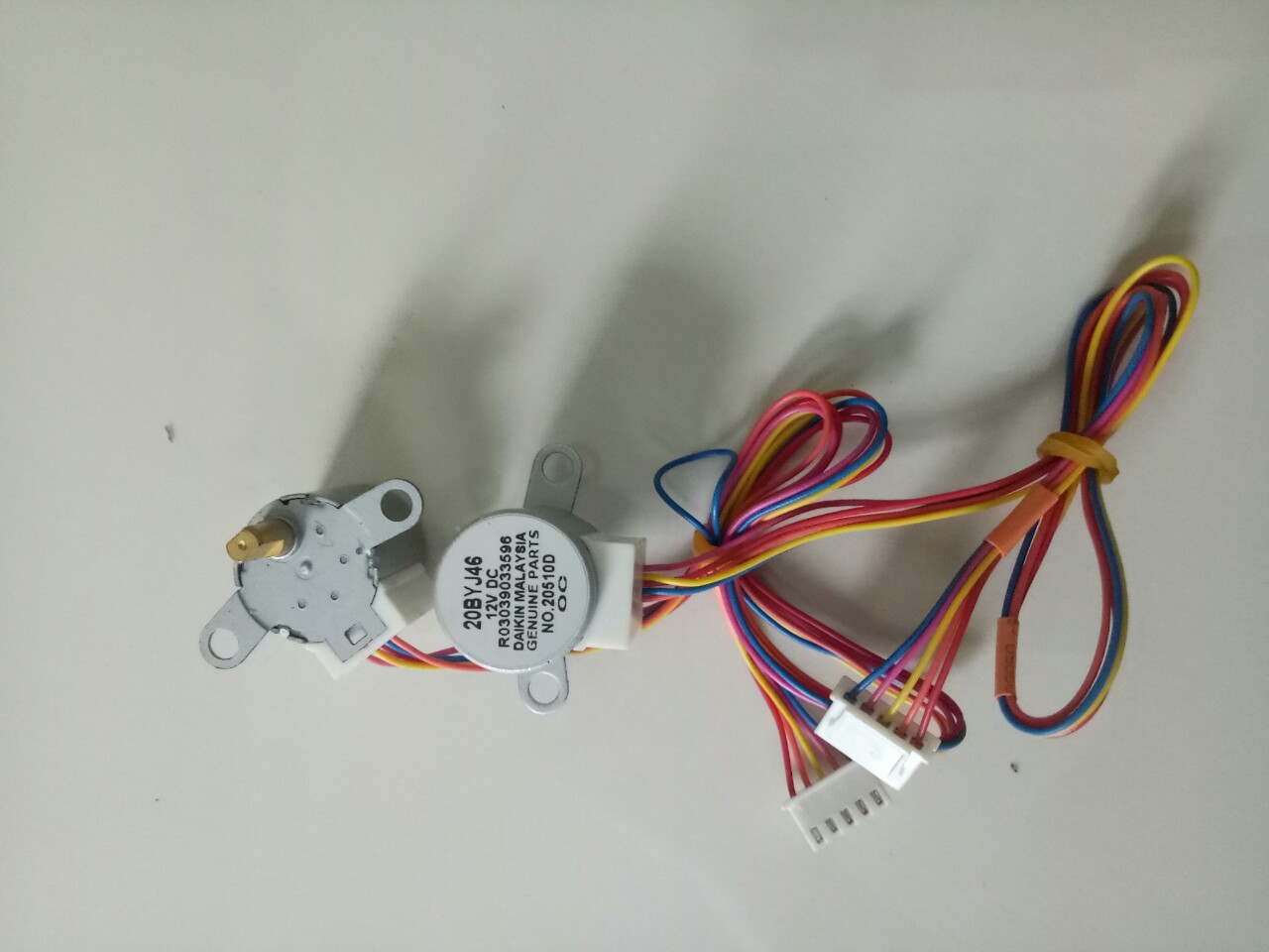 motor cánh vẫy điều hòa ĐAIKIN DC12v-30mm