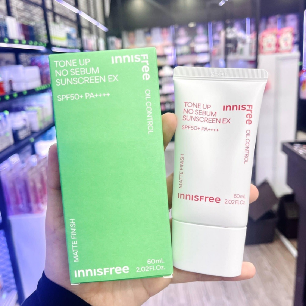 Kem Chống Nắng Nâng Tone, Kiềm Dầu Innisfree Tone Up No Sebum Sunscreen EX SPF50+ 60ml