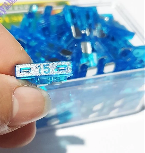 Combo 10 chiếc Cầu chì ô tô 15A