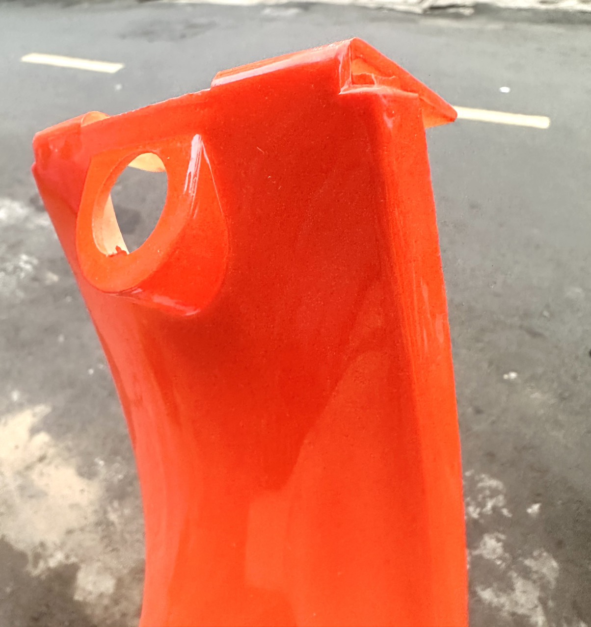 YẾM Ổ KHOÁ YÊN XE MAX 3 ( TRUNG QUỐC )