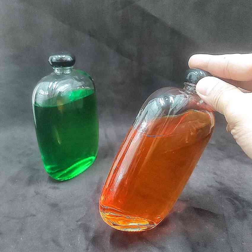 Chai Thủy Tinh Dẹp 350ml (combo 2 cái) mẫu bầu dục kiểu dẹt nắp nhựa đen tròn - Lọ Thủy Tinh Nhỏ 350ml - Bình Thủy Tinh Nhỏ 350ml trong suốt