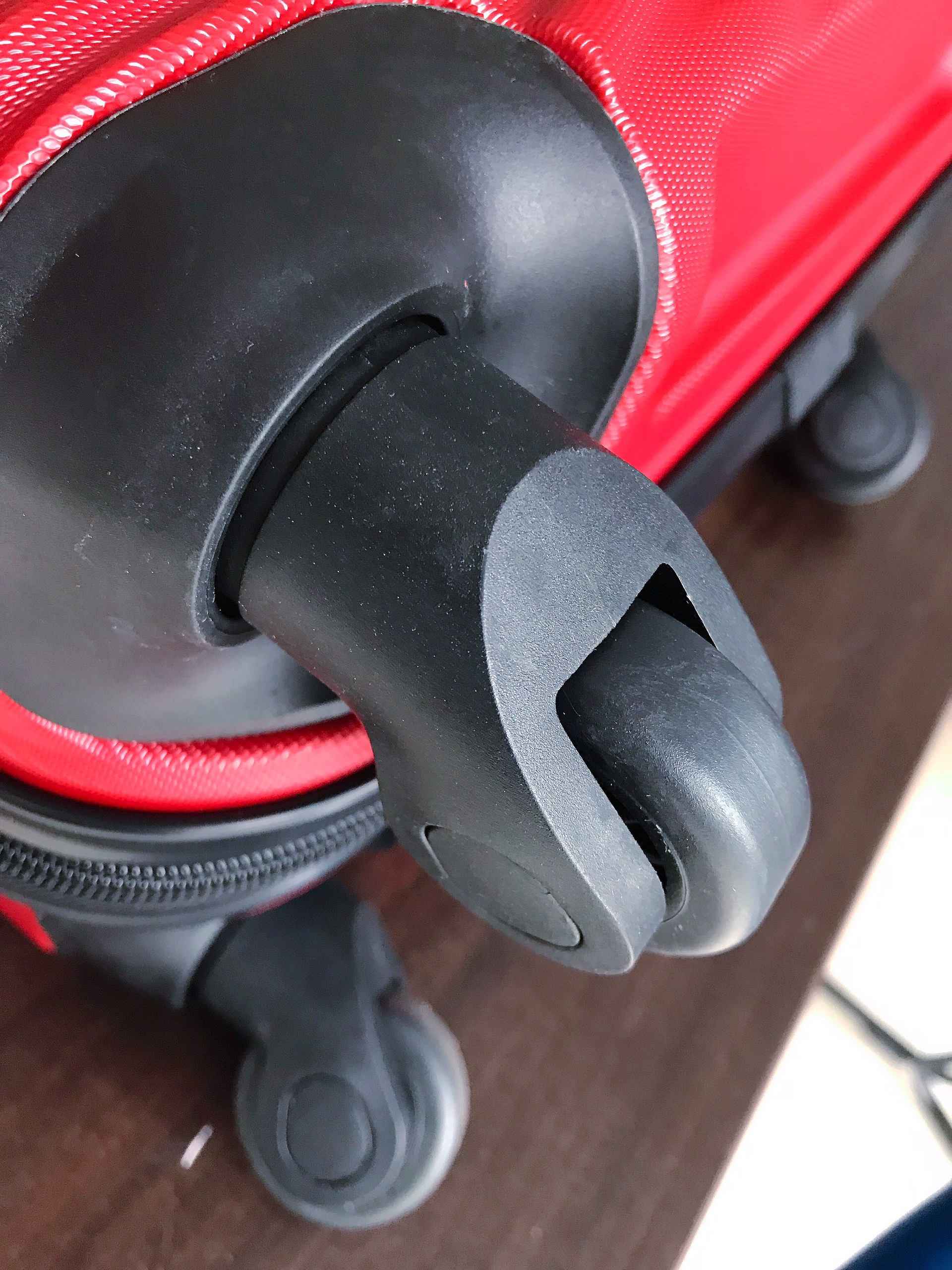 Vali kéo du lịch Lock&Lock LTZ616
