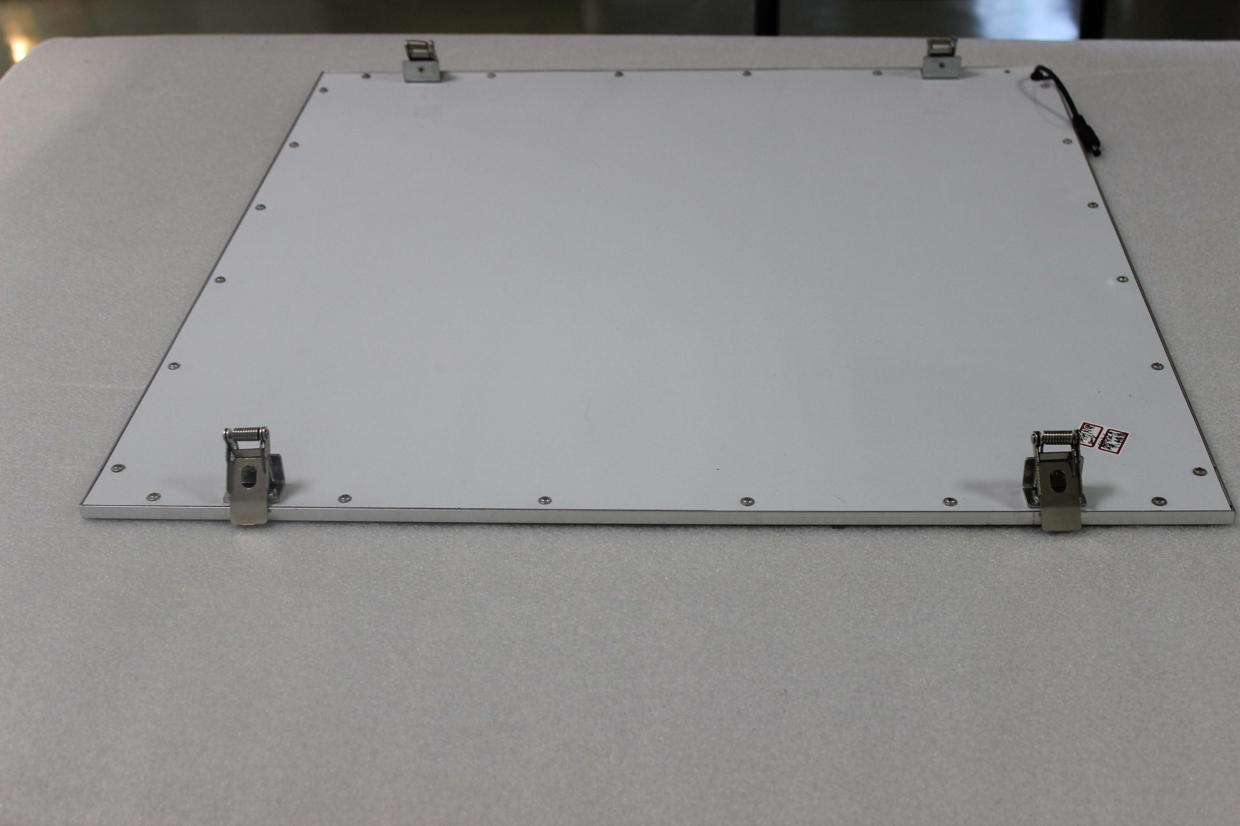 Bộ phụ kiện tai cài đèn Led panel