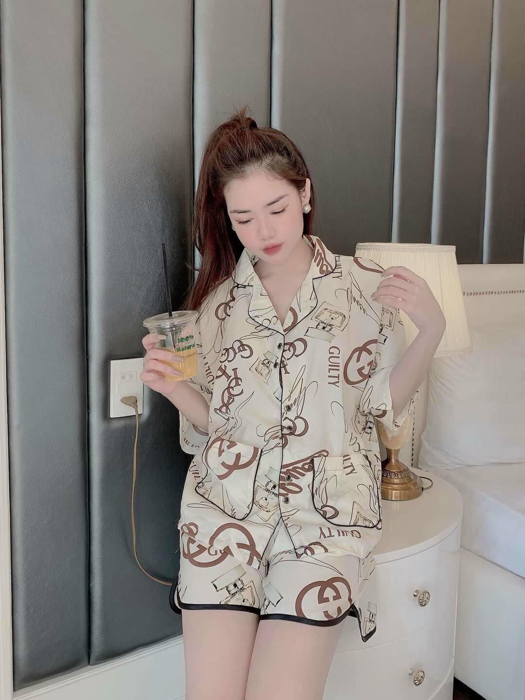 Đồ bộ Pyjama lụa Mango, chất lụa loại 1, mềm mịn, mát, không nhăn