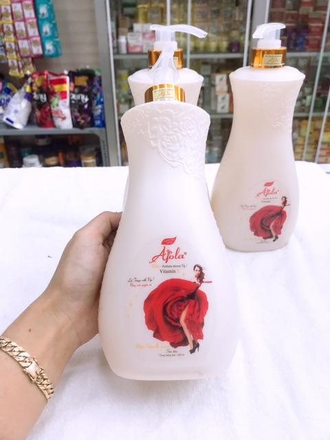 Sữa tắm cao cấp Ajola Vitamin E 100
