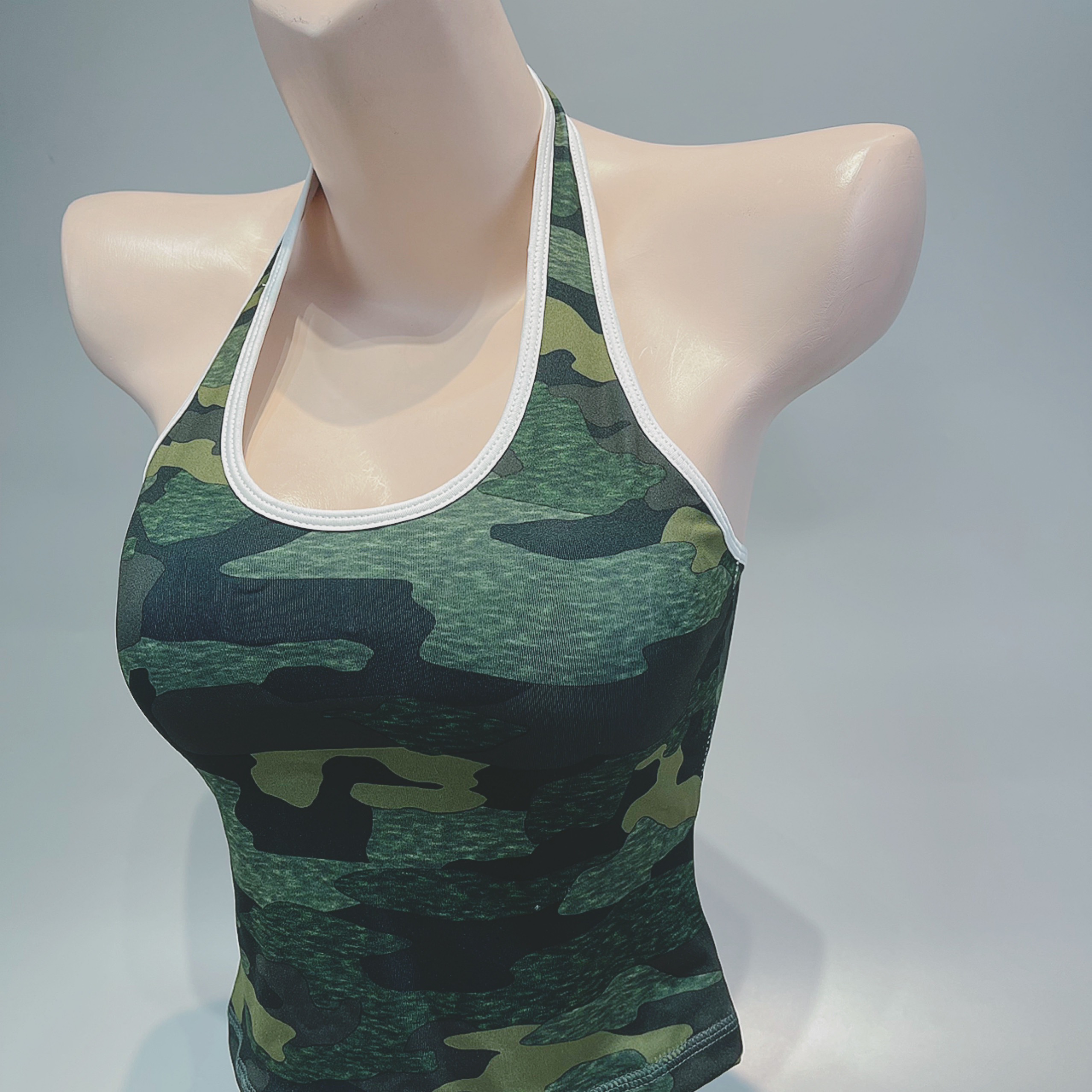 Áo croptop thể thao nữ, cổ yếm viền trắng đen cực sexy
