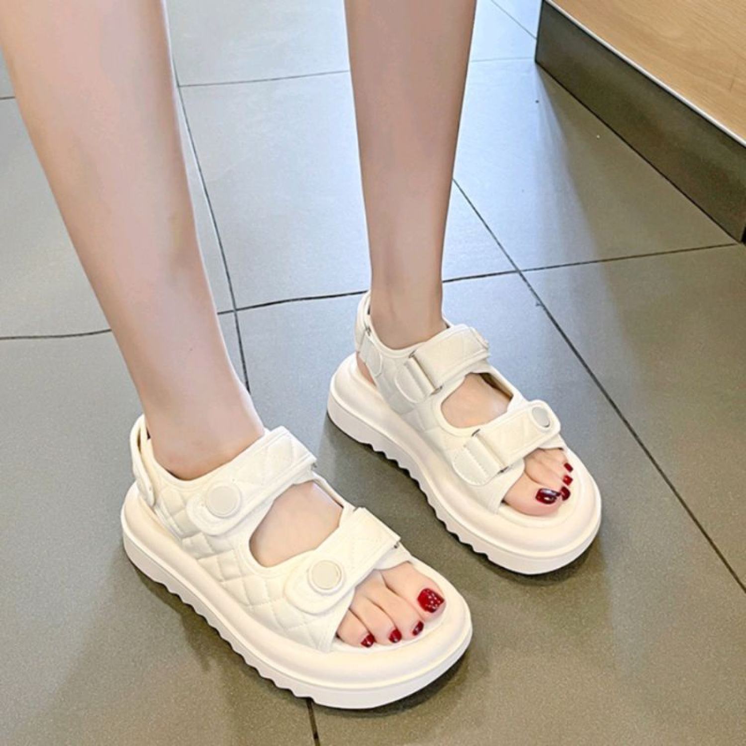 Giày Sandal hoa chàm đế bánh mì Xăng đan hoa trà đế răng cưa 5cm