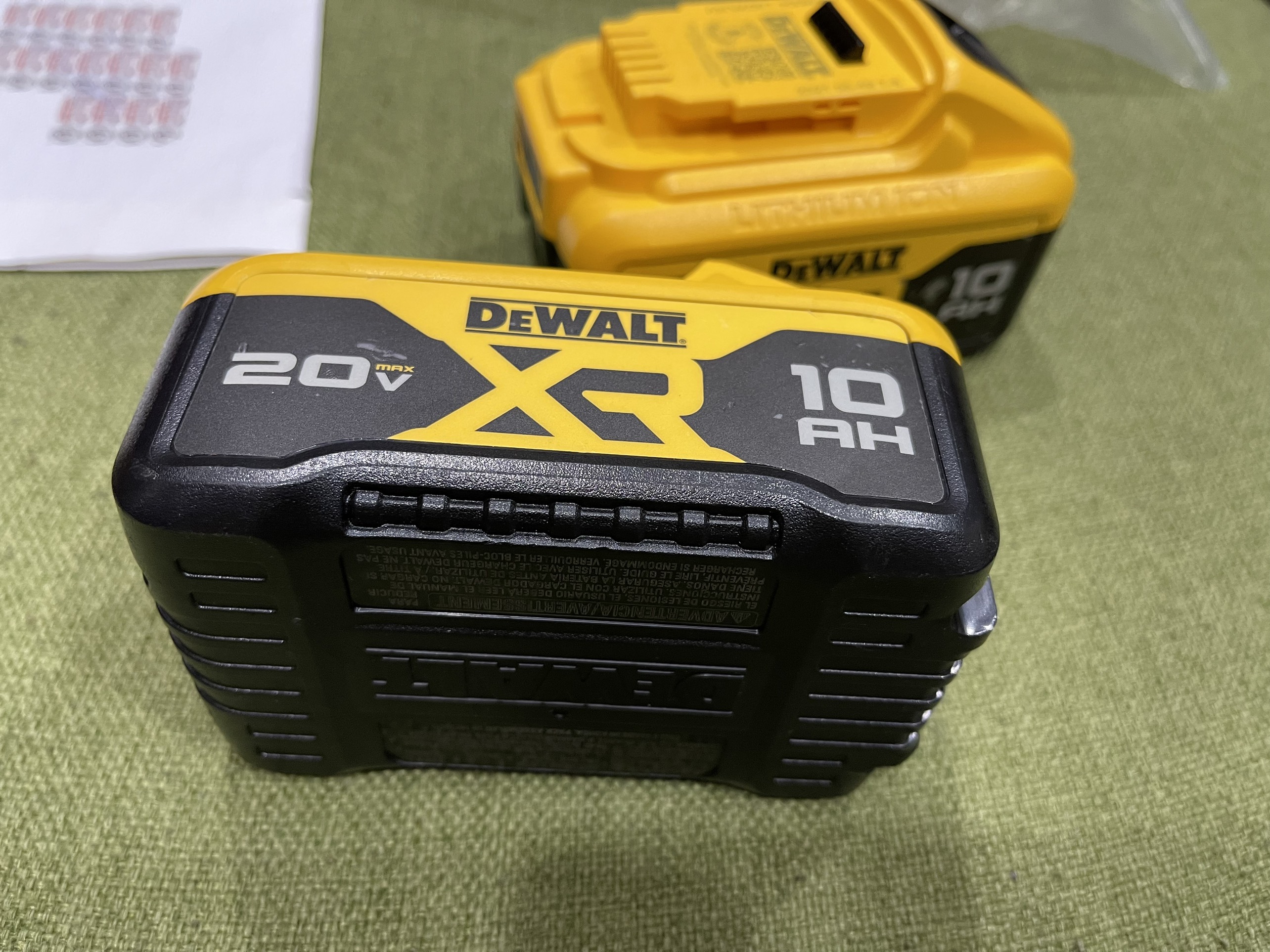 PIN DEWALT 10Ah DCB210 20V MAX XR 10.0Ah Lithium