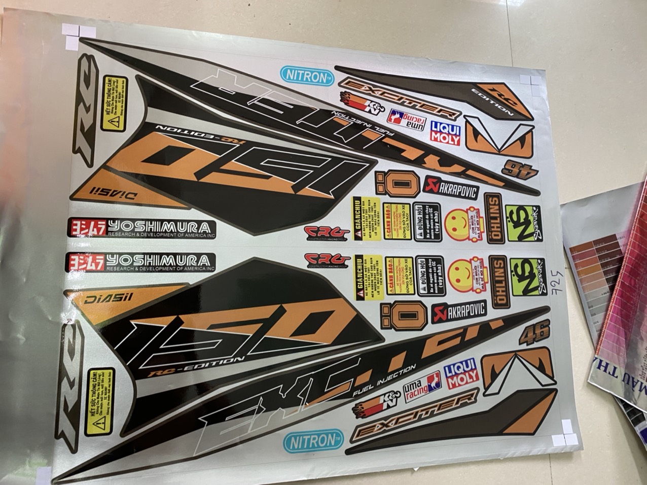 TEM RỜI EXCITER 150 CAM DÁN XE XÁM CANDY